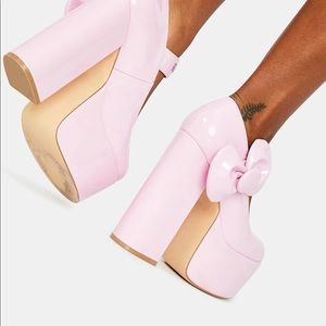 dolls kill hello kitty heels